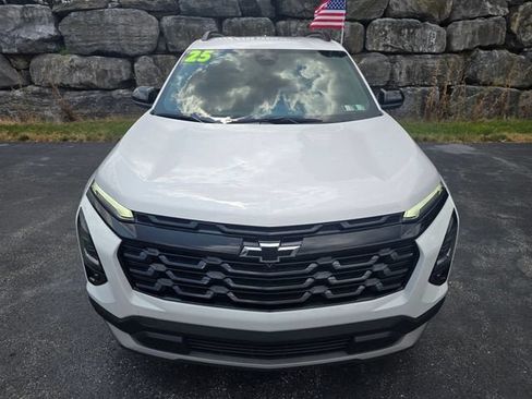 Used 2025 Chevrolet Equinox LT w/ Safety and Technology Package AWD/4WD image 9