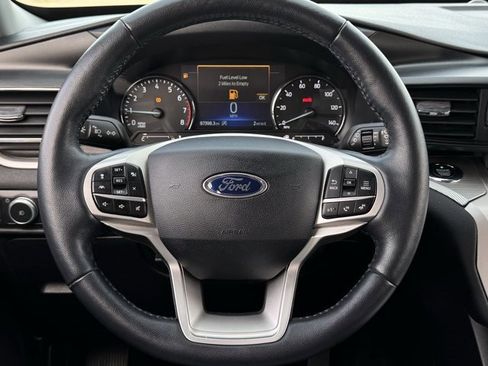 Used 2021 Ford Explorer XLT w/ Equipment Group 202A image 13