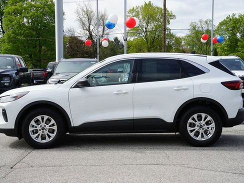 Certified 2023 Ford Escape Active AWD/4WD image 4