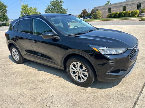 Used 2024 Ford Escape Active w/ Tech Pack #2 FWD image 7