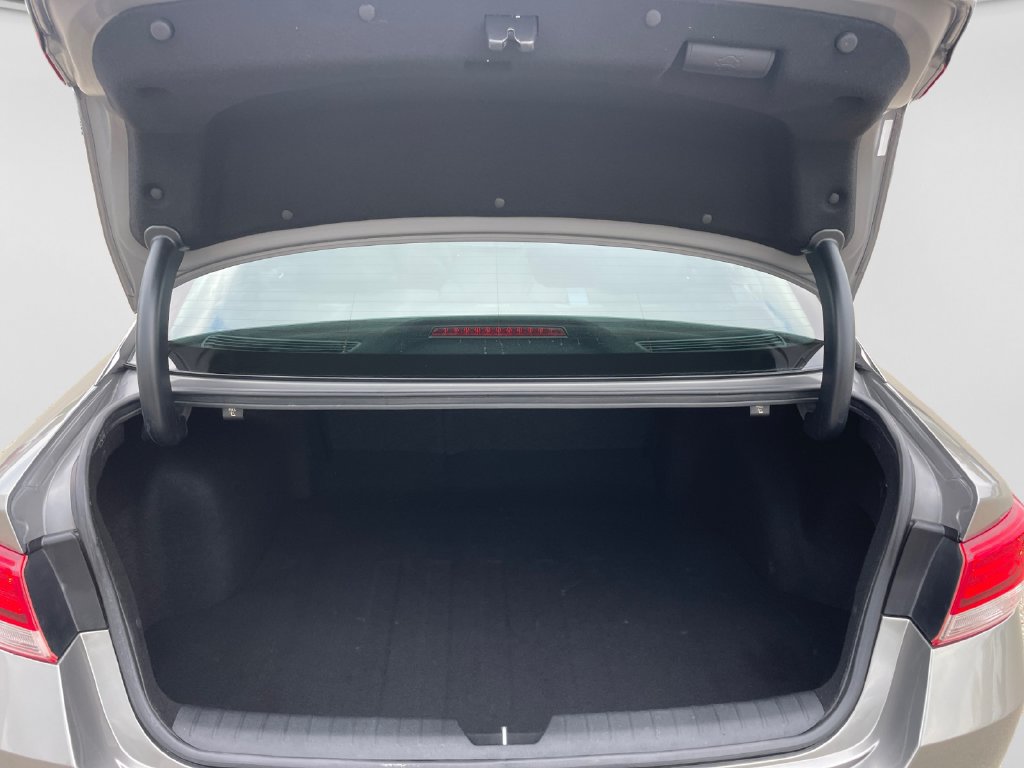 Used 2016 Kia Optima LX FWD image 15