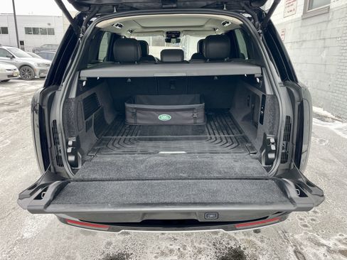 Used 2023 Land Rover Range Rover SE image 37