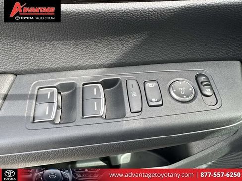 Used 2025 Honda CR-V EX-L image 21
