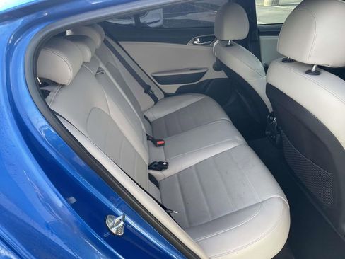 Used 2018 Kia Stinger GT2 image 44