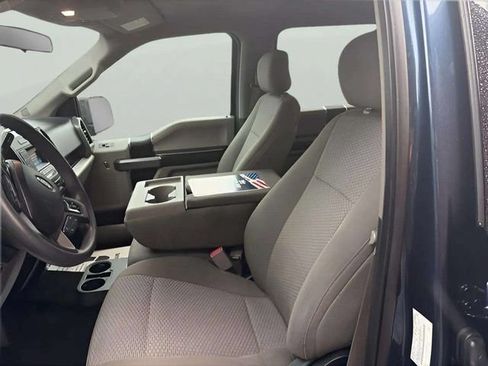 Used 2017 Ford F150 XLT AWD/4WD image 6