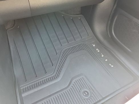 Used 2024 Honda Pilot Touring image 55