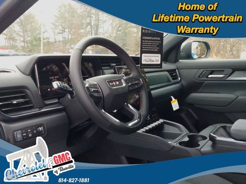 New 2026 GMC Terrain AT4 w/ Technology Package II AWD/4WD image 13