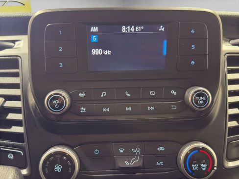 Used 2025 Ford Transit 250 148 Medium Roof image 17