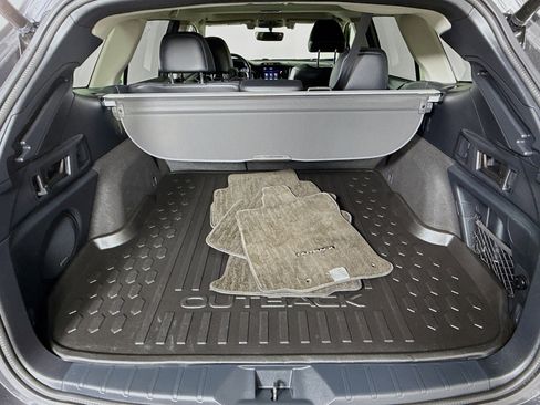 Used 2022 Subaru Outback Limited XT image 34