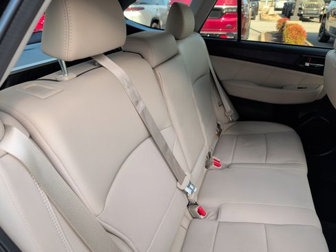 Used 2019 Subaru Outback 2.5i Limited image 21
