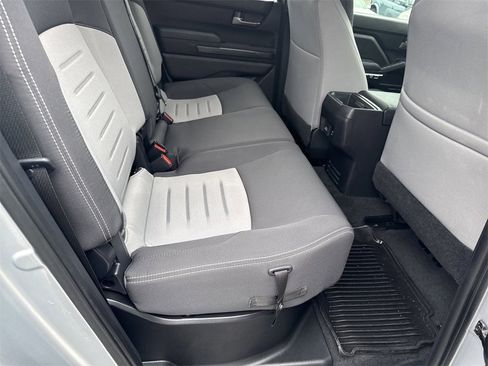 Used 2024 Toyota Tacoma TRD Sport image 16