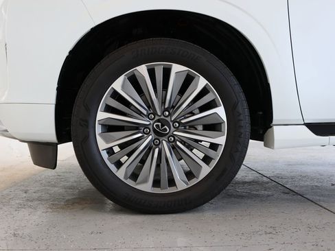 Certified 2025 INFINITI QX80 Luxe image 49