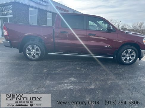 Used 2023 RAM 1500 Big Horn image 3