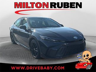New 2025 Toyota Camry SE image 1