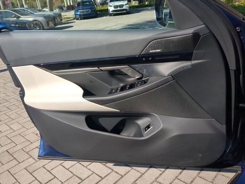 New 2026 BMW 530i w/ Premium Package image 31