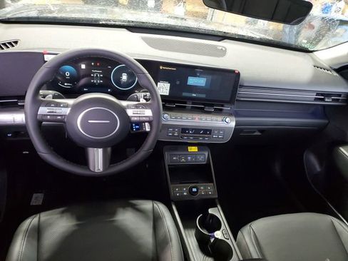 New 2026 Hyundai Kona Limited FWD image 8