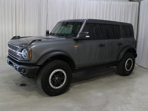Used 2023 Ford Bronco Badlands w/ Sasquatch Package AWD/4WD image 27