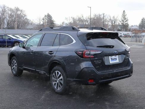 Used 2025 Subaru Outback Premium w/ Popular Package #1A image 5