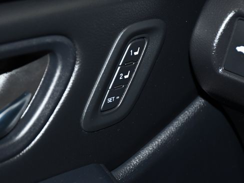 Certified 2023 Honda Pilot Touring image 34