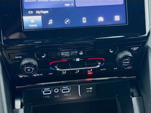 New 2025 Jeep Grand Cherokee Laredo image 14