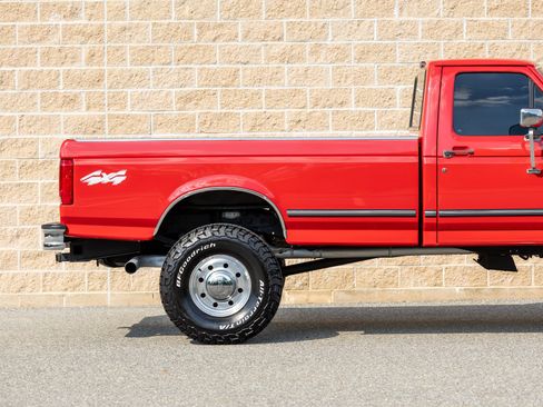 Used 1997 Ford F250 4x4 Regular Cab Heavy Duty image 8