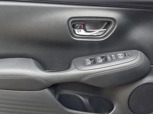 Certified 2024 Honda HR-V EX-L image 12
