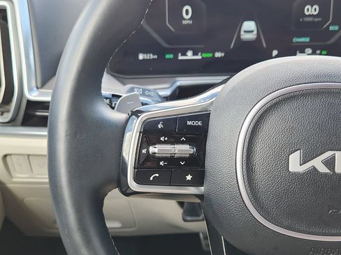 Certified 2025 Kia Sorento SX Prestige AWD/4WD image 27