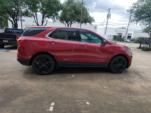 Used 2020 Chevrolet Equinox LT w/ Sport Edition FWD image 7