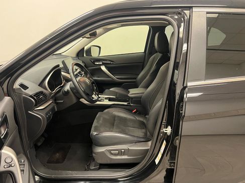 Used 2025 Mitsubishi Eclipse Cross AWD image 25