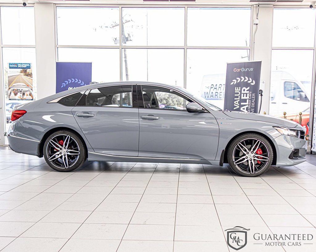 Used 2021 Honda Accord Touring image 9