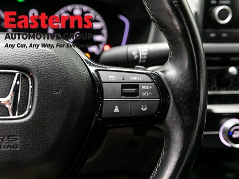 Used 2025 Honda Civic Sport image 16