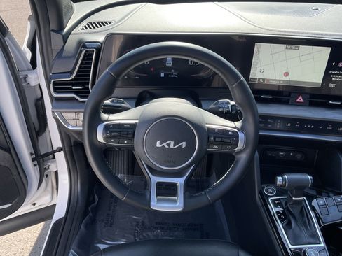Used 2023 Kia Sportage X-Line w/ X-Line Premium Package AWD/4WD image 13