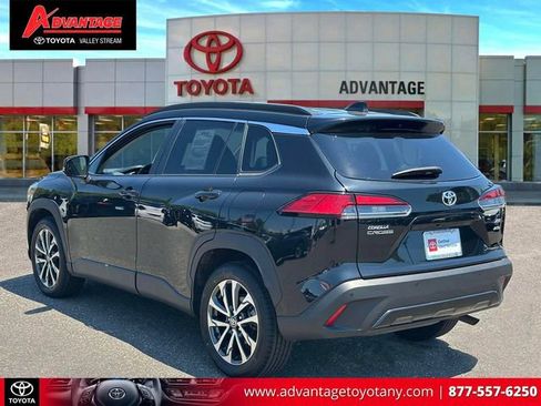 Certified 2023 Toyota Corolla Cross XLE w/ Convenience Package AWD/4WD image 10