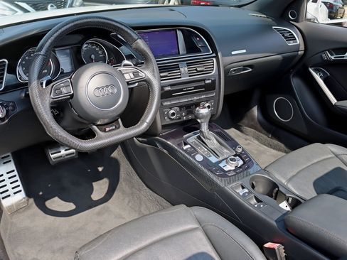 Used 2015 Audi RS 5 Cabriolet AWD/4WD image 19
