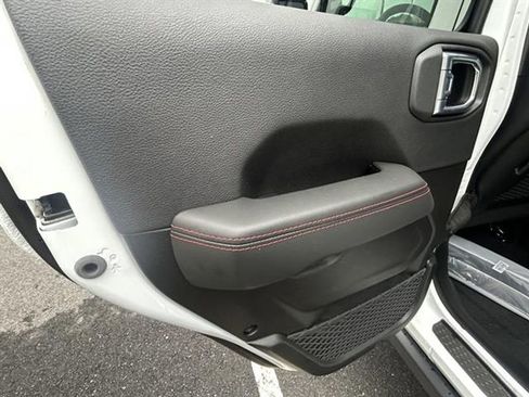 New 2026 Jeep Wrangler Unlimited Rubicon w/ Xtreme 35 Tire Package image 23