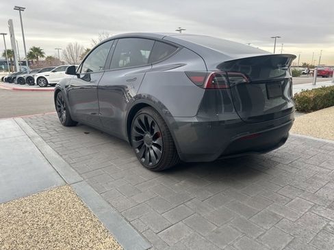 Used 2022 Tesla Model Y Performance image 7