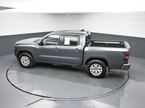 Used 2024 Nissan Frontier SV w/ SV Convenience Package image 38