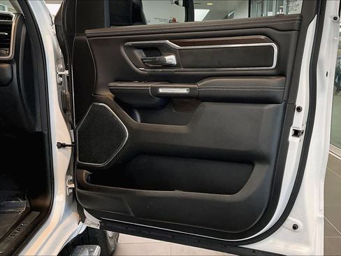 Used 2022 RAM 1500 Laramie image 22