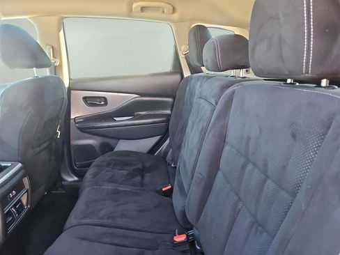 Used 2019 Nissan Murano SV image 25