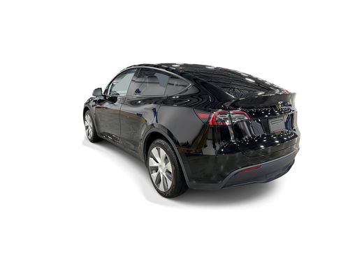 Certified 2023 Tesla Model Y Long Range AWD/4WD image 4