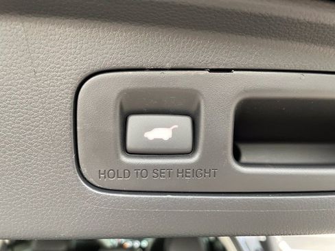 Used 2024 Honda CR-V EX-L image 32