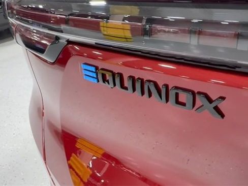 New 2026 Chevrolet Equinox EV RS image 6