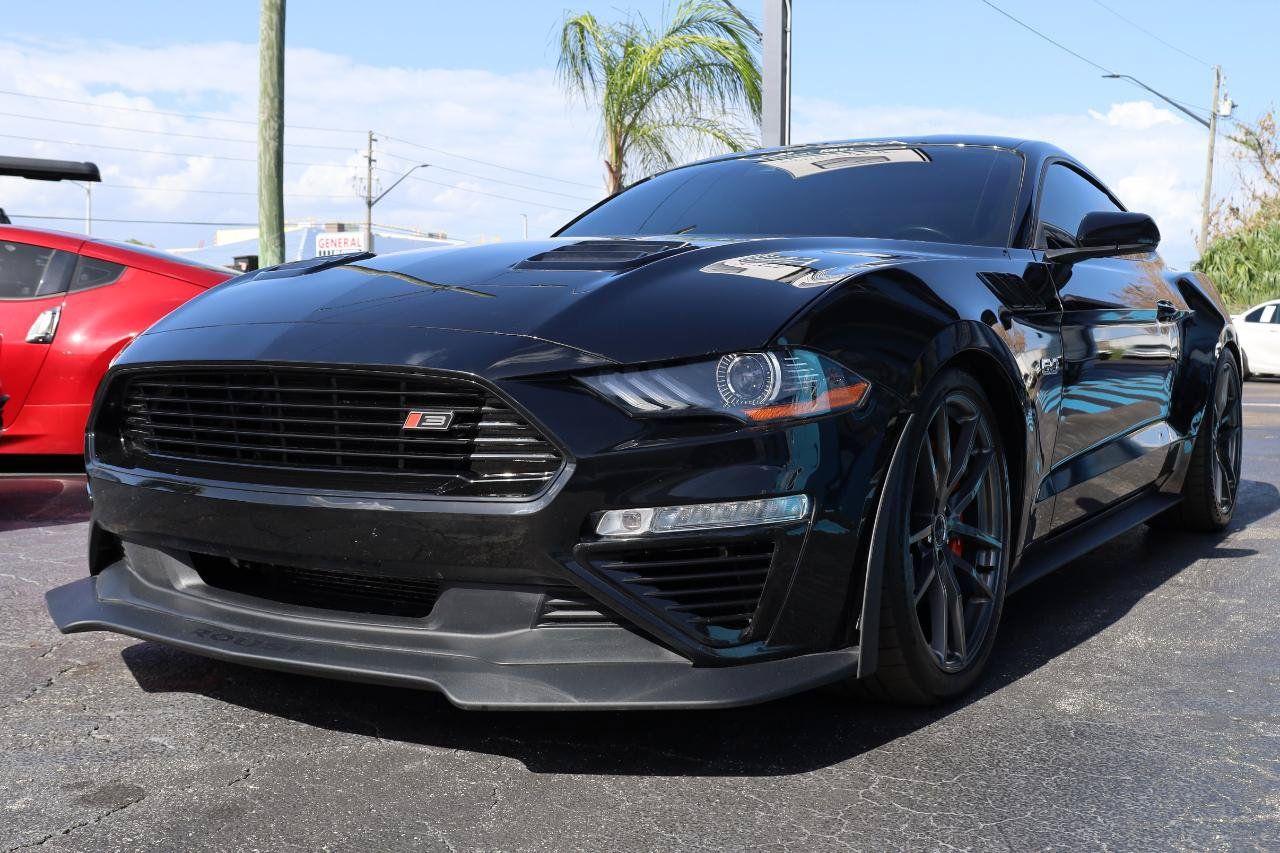 Used 2021 Ford Mustang GT Premium w/ GT Performance Package RWD image 2