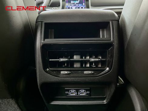 Used 2023 Jeep Grand Cherokee Laredo RWD image 33