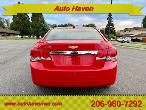 Used 2015 Chevrolet Cruze LT FWD image 7
