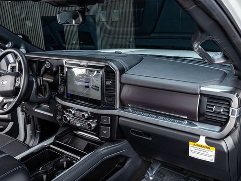 Used 2026 Ford F250 Platinum image 18