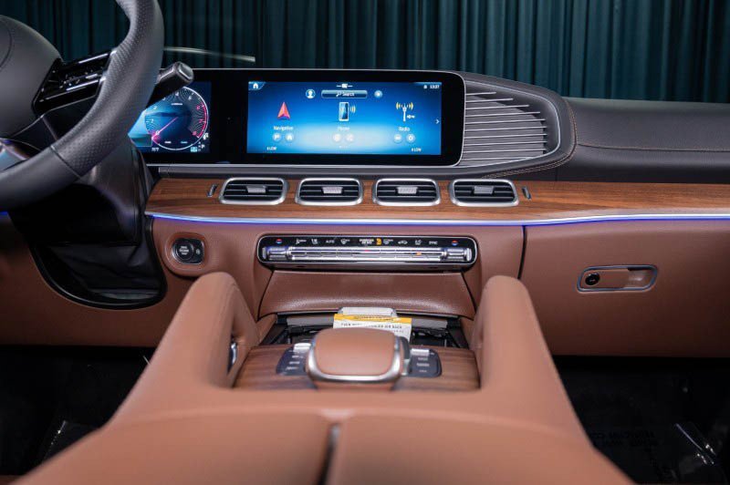 Certified 2026 Mercedes-Benz GLS 450 4MATIC image 19