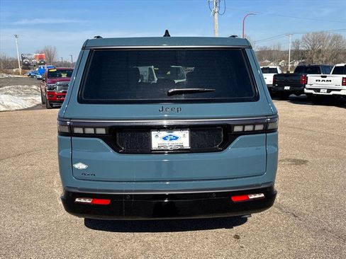 New 2026 Jeep Grand Wagoneer L Limited w/ Convenience Group I AWD/4WD image 3