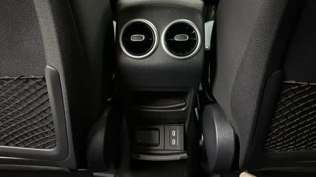 Certified 2026 Mercedes-Benz GLB 250 4MATIC image 30