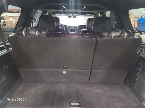 Used 2017 Lincoln Navigator Select image 22